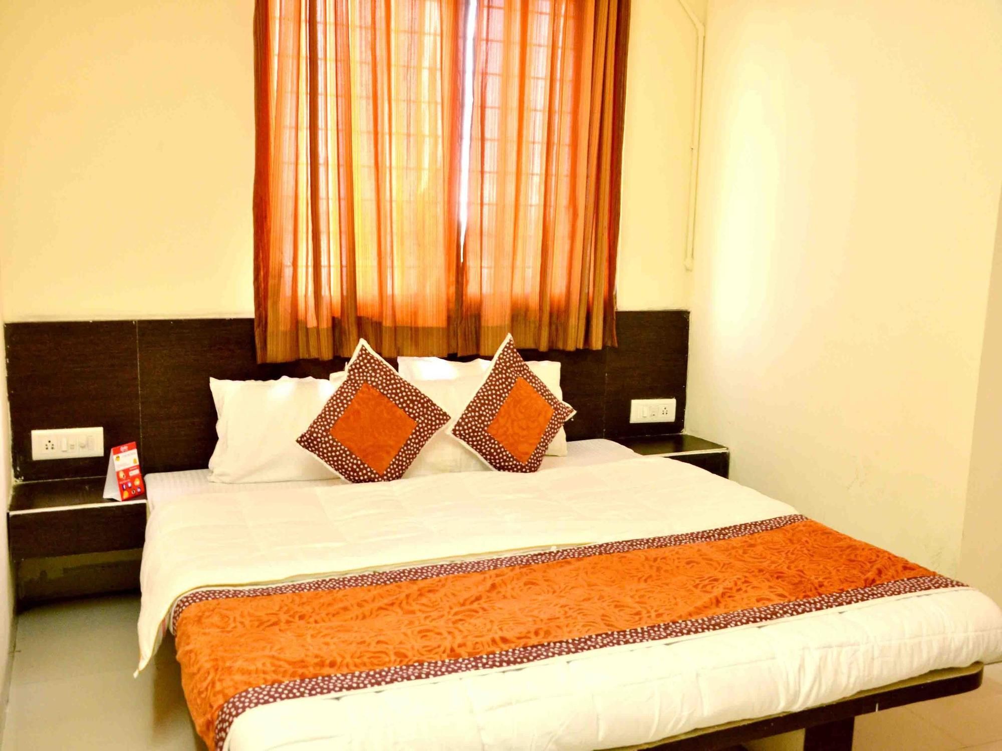 Hotel Vijay Nagar Indore Exterior foto