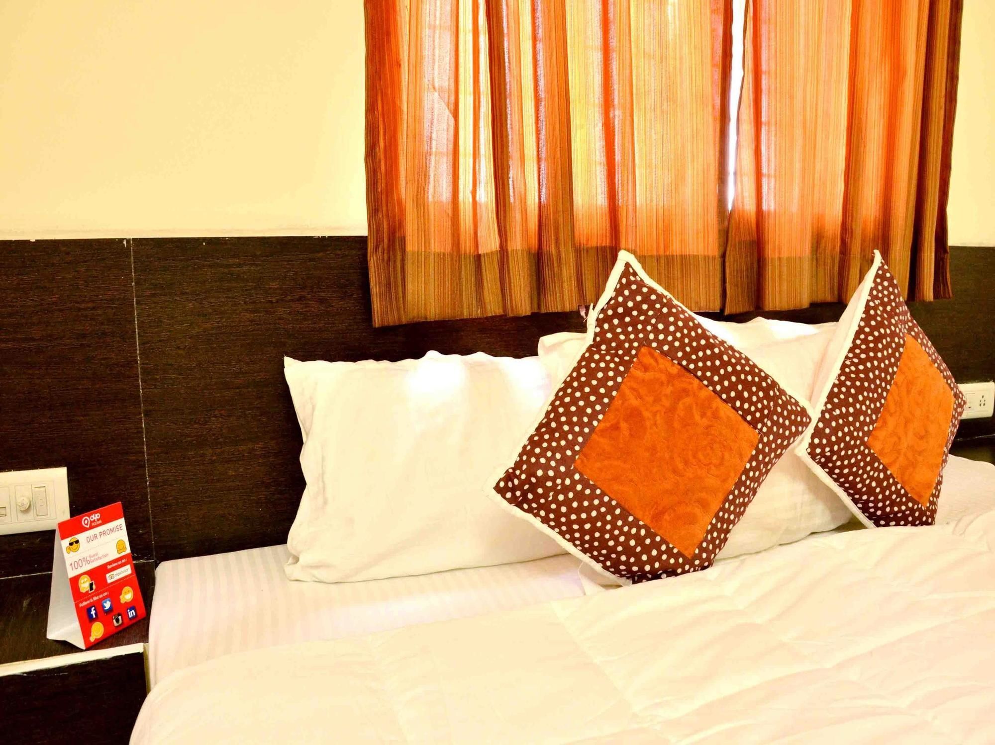 Hotel Vijay Nagar Indore Exterior foto